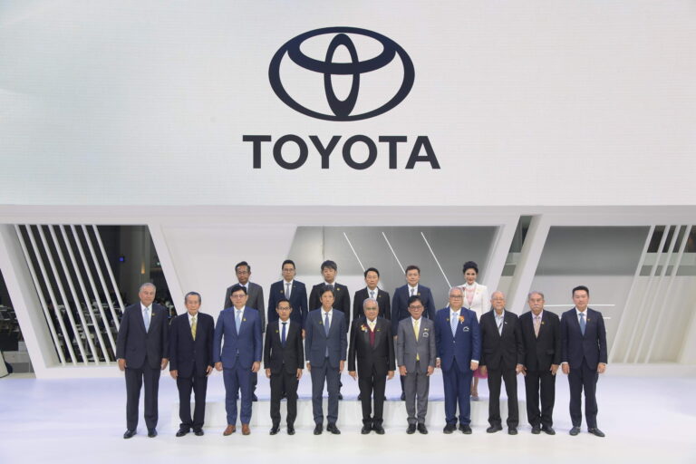 Toyota Debuts Latest Lineup of 2024 Models and Exclusive Offers For Automotive Masterpieces Achieving „Car of The Year 2024“